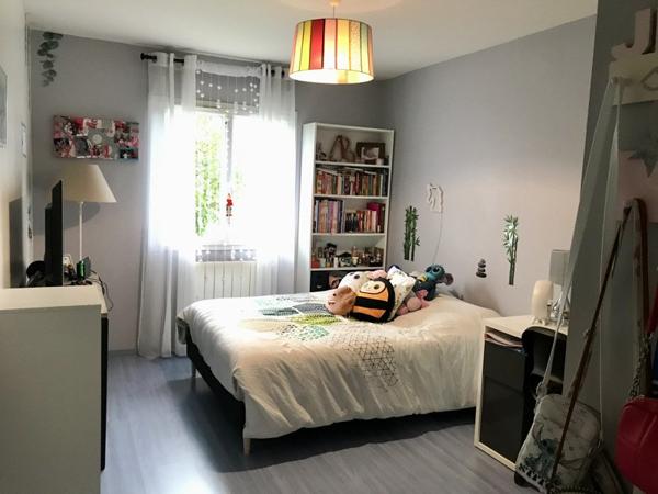 Maison à vendre |  Vayres |  5 pièces | 161 m²