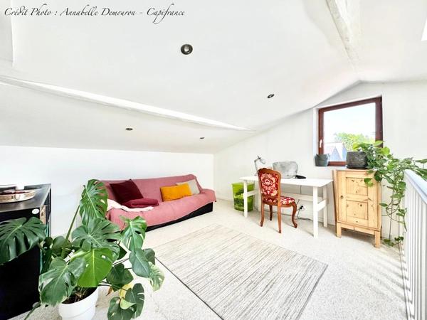 RIOM - EXCLUSIVITÉ – Maison de ville de caractère P6 entièrement rénovée avec jardin, abri et cave