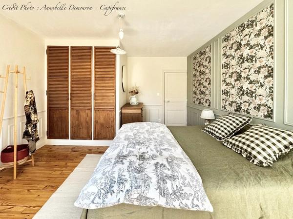RIOM - EXCLUSIVITÉ – Maison de ville de caractère P6 entièrement rénovée avec jardin, abri et cave