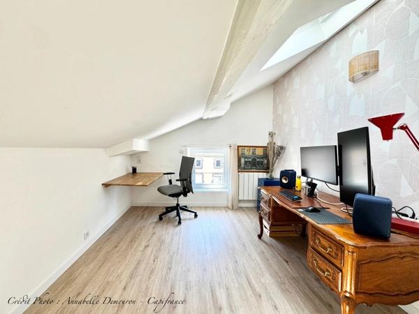 RIOM - EXCLUSIVITÉ – Maison de ville de caractère P6 entièrement rénovée avec jardin, abri et cave