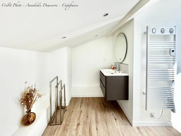 RIOM - EXCLUSIVITÉ – Maison de ville de caractère P6 entièrement rénovée avec jardin, abri et cave