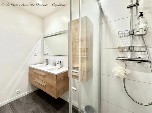 RIOM - EXCLUSIVITÉ – Maison de ville de caractère P6 entièrement rénovée avec jardin, abri et cave