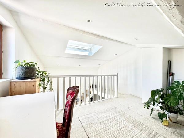 RIOM - EXCLUSIVITÉ – Maison de ville de caractère P6 entièrement rénovée avec jardin, abri et cave
