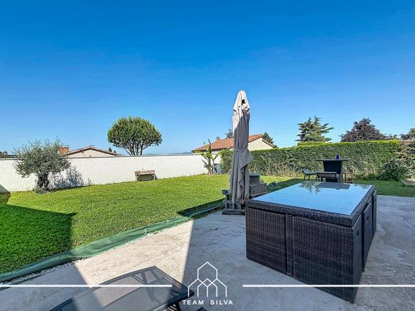 Maison
         4 pièces
        - 105 m² Exclusivité 369 900 € *