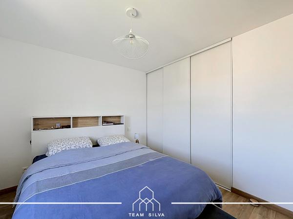 Maison
         4 pièces
        - 105 m² Exclusivité 369 900 € *