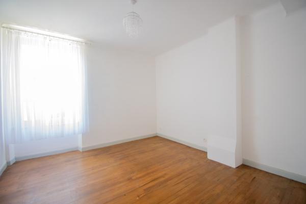 Maison à vendre à Sainte-Colombe-sur-l'Hers (11230) - Aude