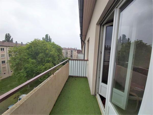 Bel appartement F2 à Illzach avec deux balcons (68110)