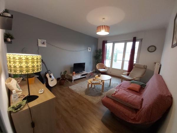Bel appartement F2 à Illzach avec deux balcons (68110)