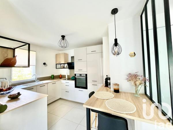 Appartement à vendre 4 pièces 102 m² Charbonnières-les-Bains