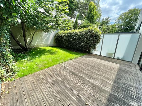 A LOUER - NANTES ST CLEMENT - Appartement Type 2 Meublé de 45.12 m² avec TERRASSE et JARDIN