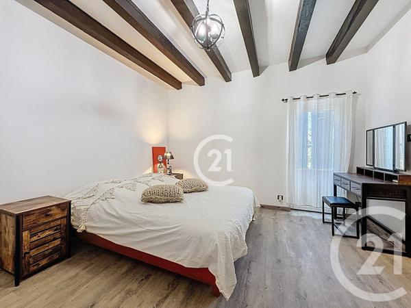 Maison à vendre  6 pièces - 128,60 m2 CHATEAURENARD - 13