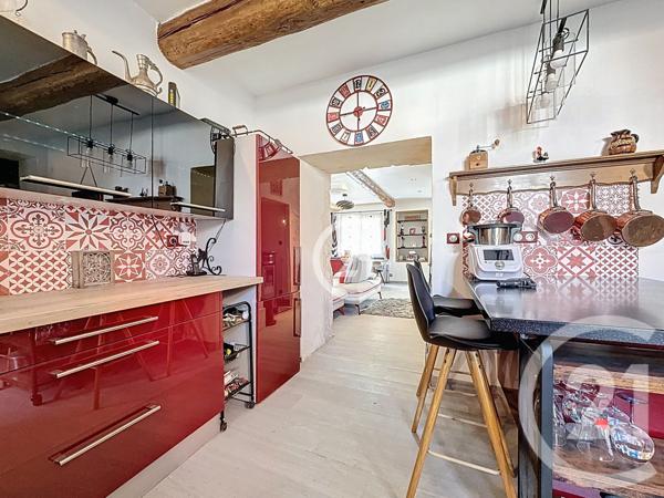 Maison à vendre  6 pièces - 128,60 m2 CHATEAURENARD - 13