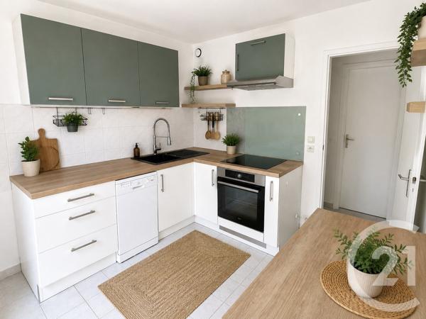 Maison à vendre  5 pièces - 96 m 2   BRUGES  - 33