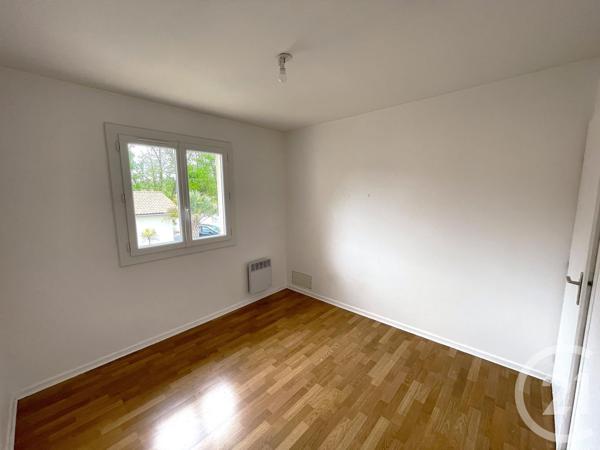 Maison à vendre  5 pièces - 96 m 2   BRUGES  - 33