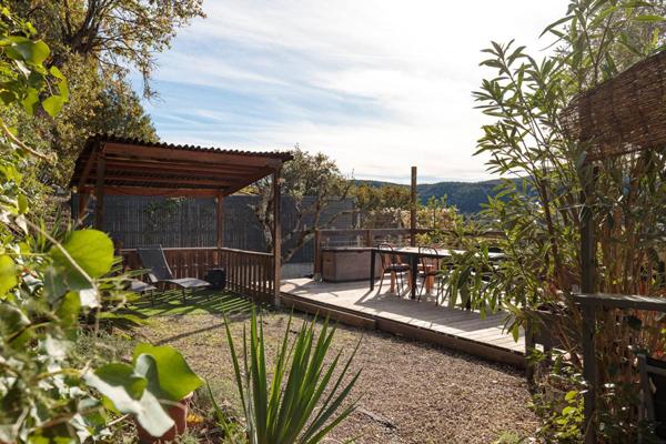 Charmante maison Bagnols En Foret avec une superbe vue