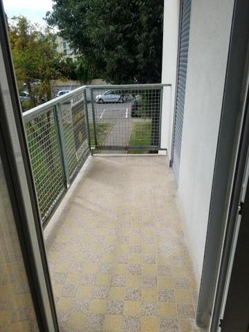 Appartement à louer    3 pièces •  Marignane