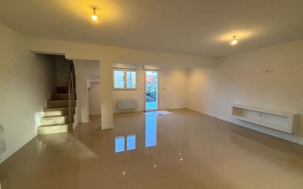 Maison à louer    3 pièces • 76,71 m2 Rocquancourt