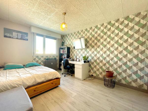 Appartement T3 rénové – Centre-ville, au calme