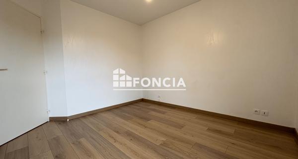 Location Appartement 3 pièces 60.11 m² - La Rochelle 17000