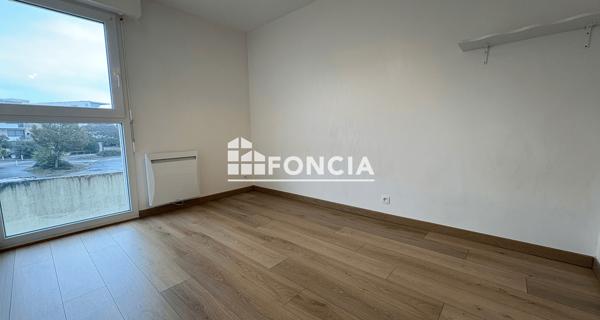 Location Appartement 3 pièces 60.11 m² - La Rochelle 17000