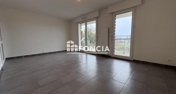 Location Appartement 3 pièces 60.11 m² - La Rochelle 17000