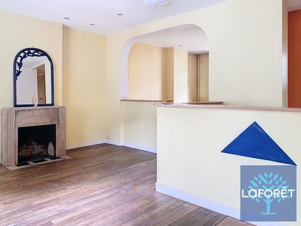 Location local commercial Étampes - 64 m² - 1 500 €/mois