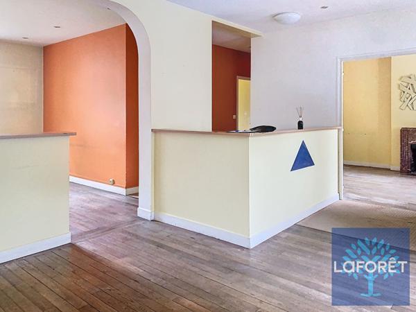 Location local commercial Étampes - 64 m² - 1 500 €/mois