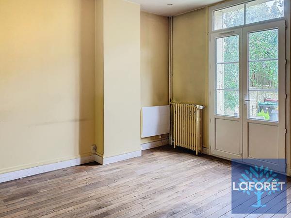 Location local commercial Étampes - 64 m² - 1 500 €/mois