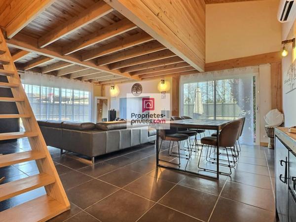 DEPT 33  Le Pian Médoc- MAISON 250 m2 sur terrain de 1200 m2 avec piscine hors sol