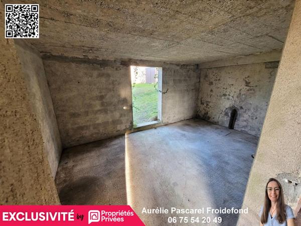 * EXCLUSIVITE * ARNAC - POMPADOUR (19230) : Grange en pierre à rénover en Maison - ENV. 140m² - terrain de 388m2 - 49 990
