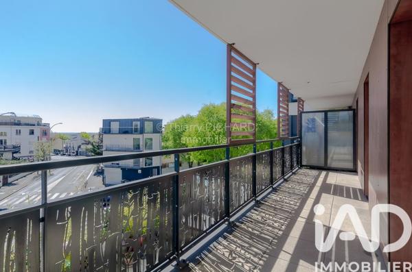 Appartement à vendre 3 pièces 65,2 m² Romainville