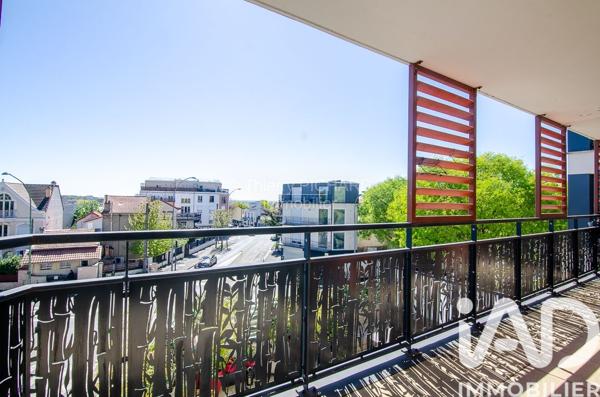 Appartement à vendre 3 pièces 65,2 m² Romainville
