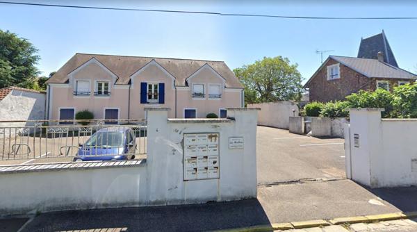 Place de stationnement à vendre - Etréchy, proche gare