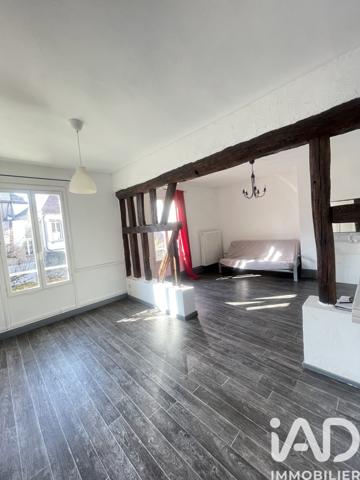 Immeuble à vendre 101 m² Sens