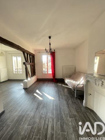 Immeuble à vendre 101 m² Sens