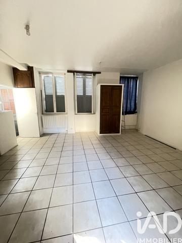 Immeuble à vendre 101 m² Sens