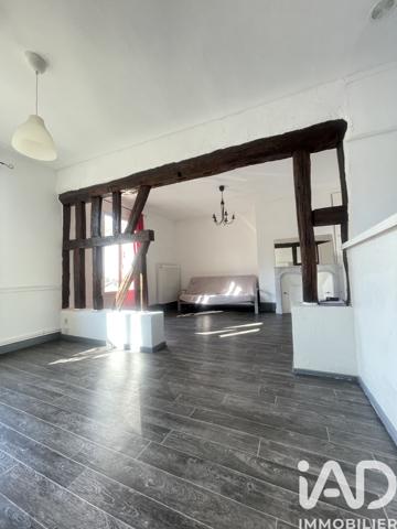 Immeuble à vendre 101 m² Sens