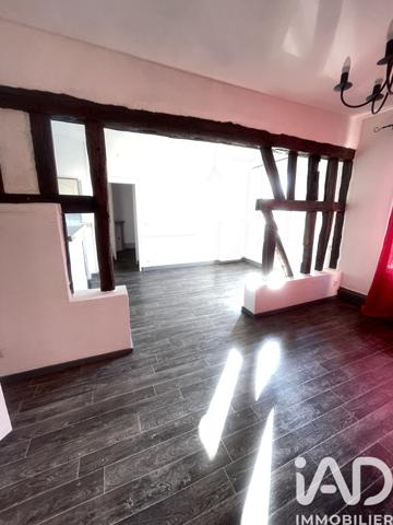 Immeuble à vendre 101 m² Sens