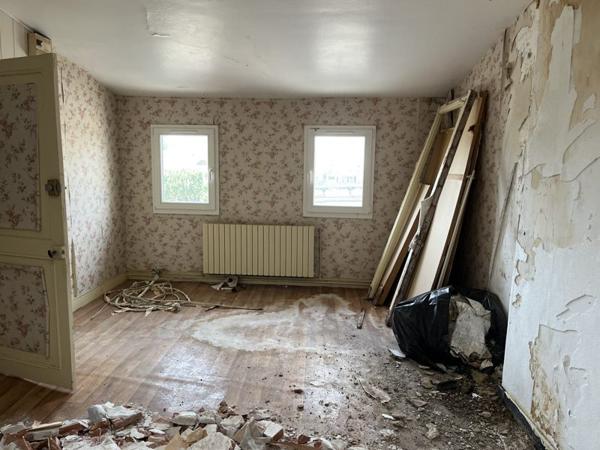 Maison à vendre |  Saintes |  6 pièces | 160 m²