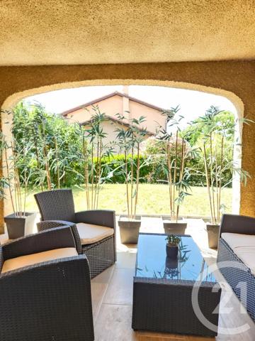 Maison à vendre  8 pièces - 154 m 2   IRIGNY  - 69