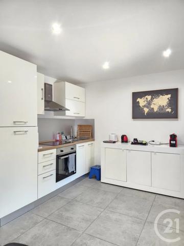 Maison à vendre  8 pièces - 154 m 2   IRIGNY  - 69