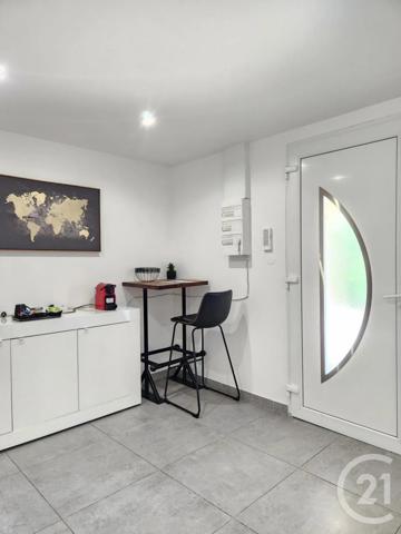 Maison à vendre  8 pièces - 154 m 2   IRIGNY  - 69