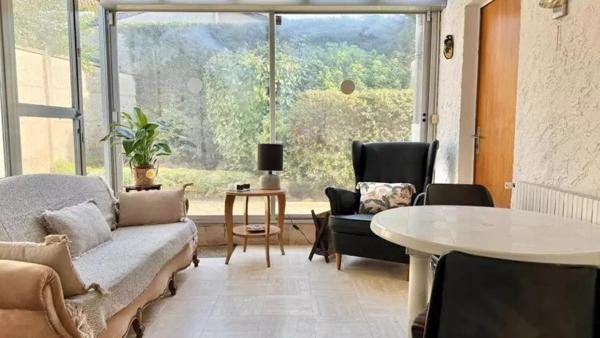 Belle maison traditionnelle secteur central