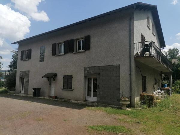 Vente Maison 9 pièces 299 m2 à Issoire