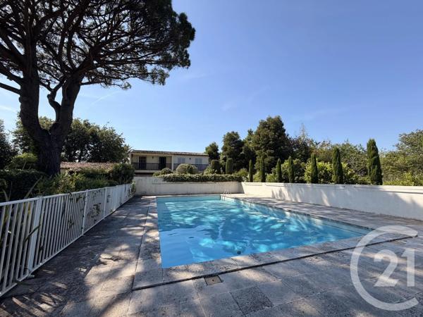 Maison à vendre  3 pièces - 57,95 m 2   ST TROPEZ  - 83