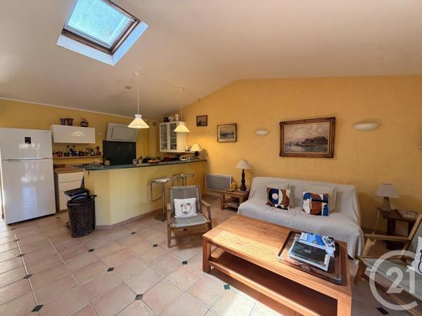 Maison à vendre  3 pièces - 57,95 m 2   ST TROPEZ  - 83