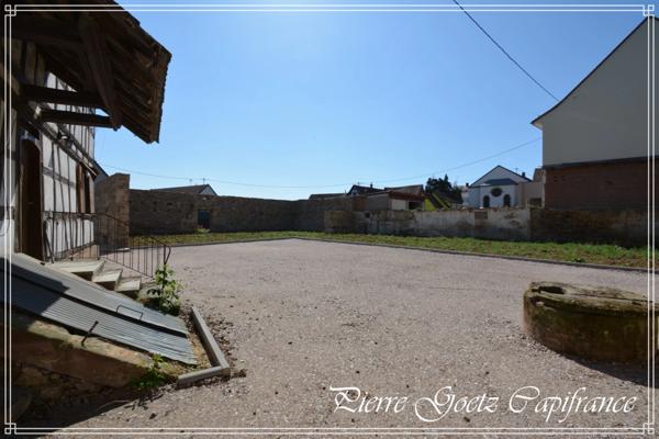 À vendre – Maison alsacienne de caractère à rénover avec terrain de 1062m² – Centre de Mommenheim (67)