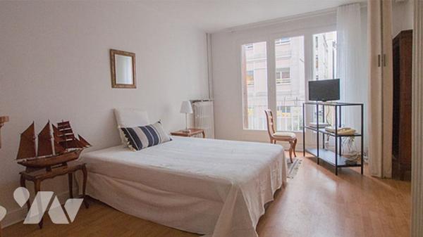 À VENDRE : Appartement idéalement situé dans le 15ème arrondissement.