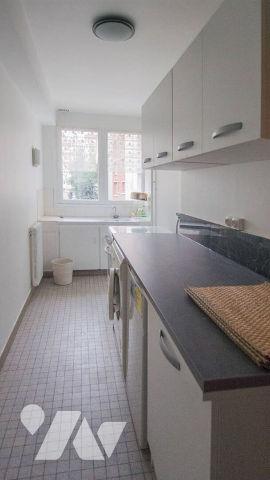 À VENDRE : Appartement idéalement situé dans le 15ème arrondissement.