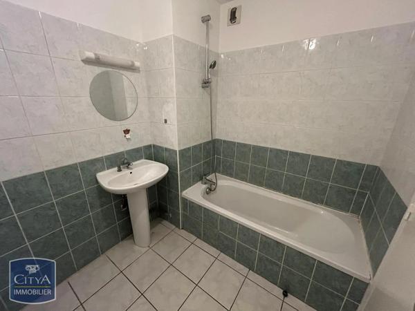 Appartement à louer 3 pièces 83.19m² Rive-de-Gier (42800)